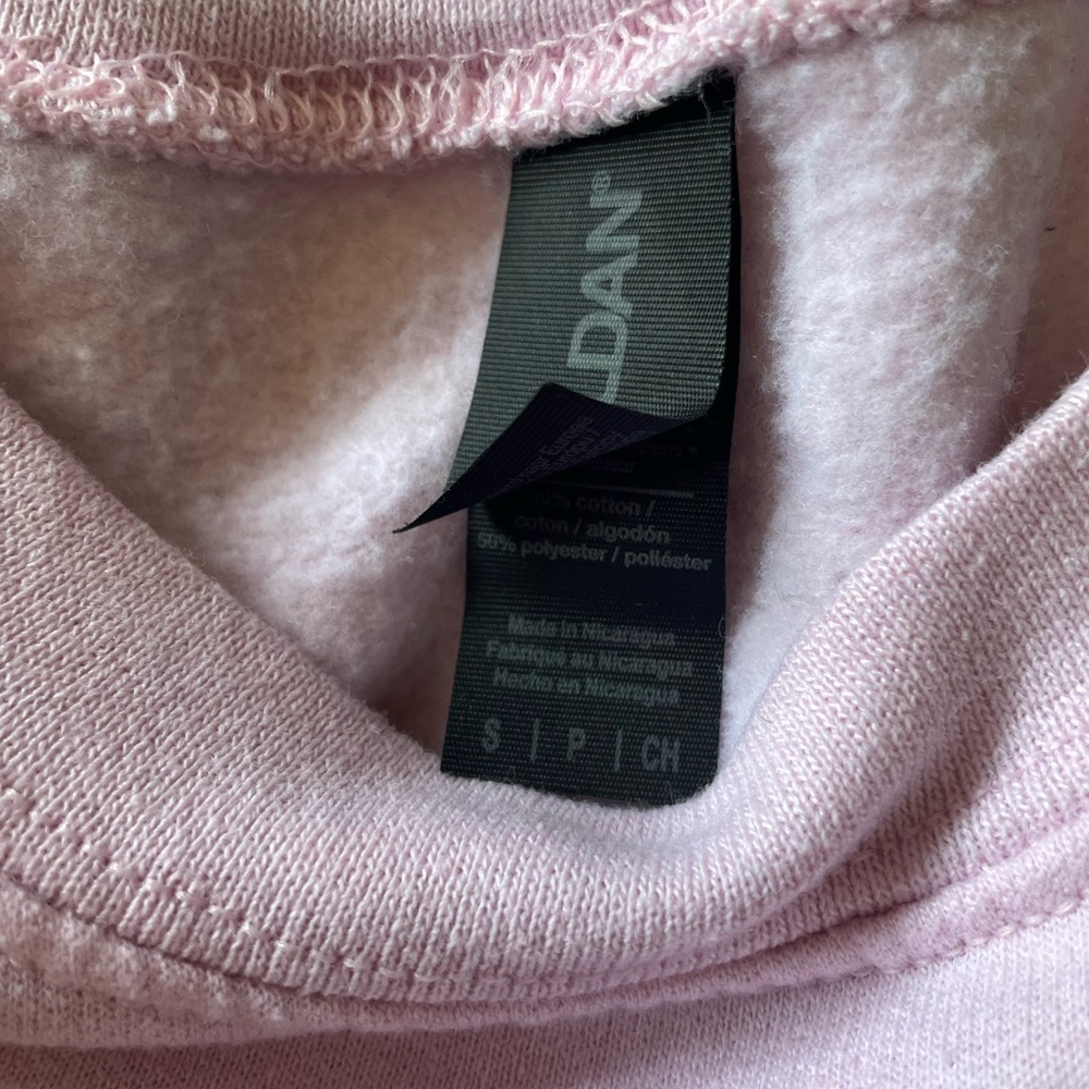 Gildan Light Pink Crewneck Sweatshirt with Black Neck Tag - Picture 3 of 3